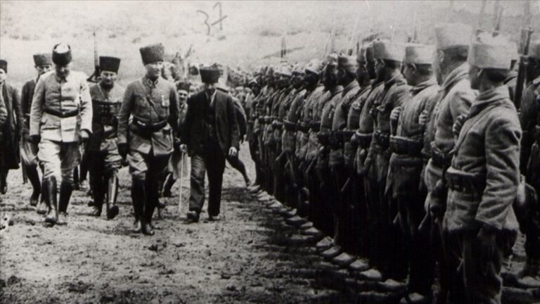 Büyük Taarruz, Başkomutanlık Savaşı ve Mudanya Konferansı